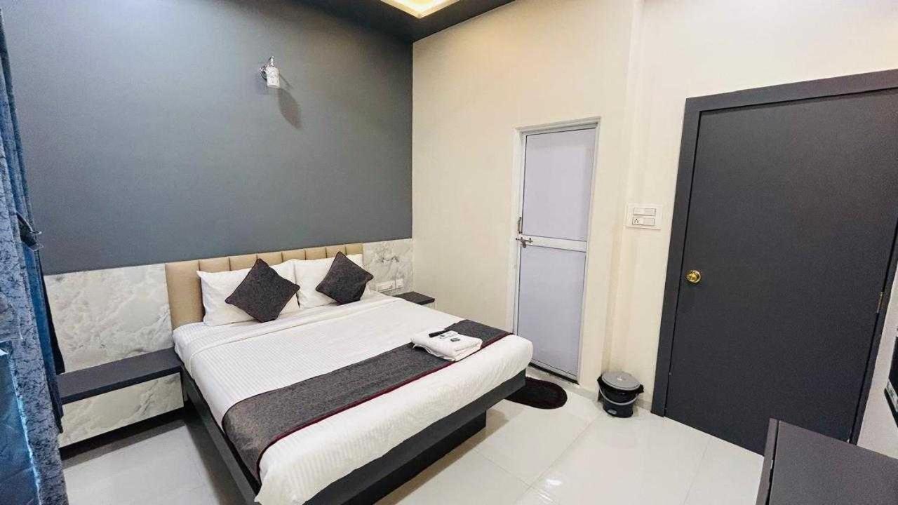 Oyo Hotel Elite Chandrapur Экстерьер фото