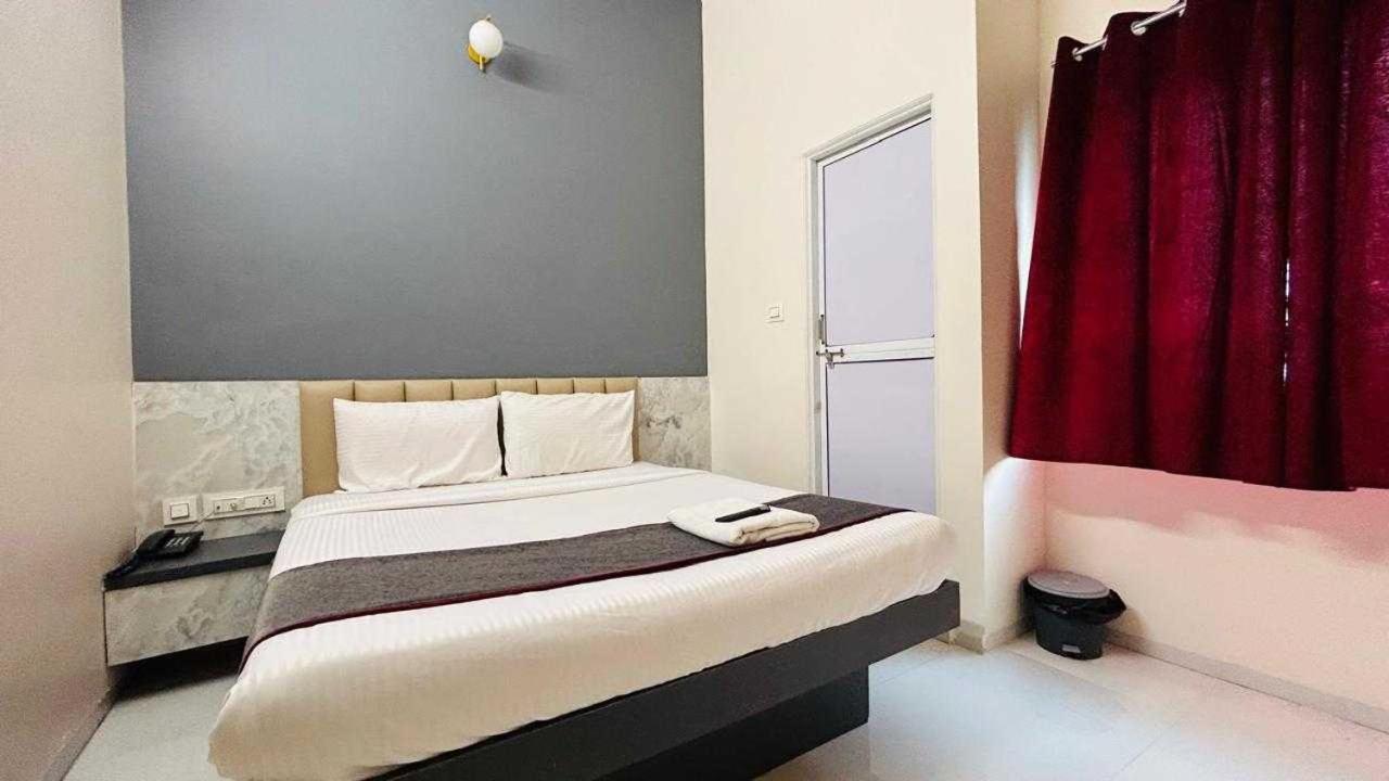 Oyo Hotel Elite Chandrapur Экстерьер фото
